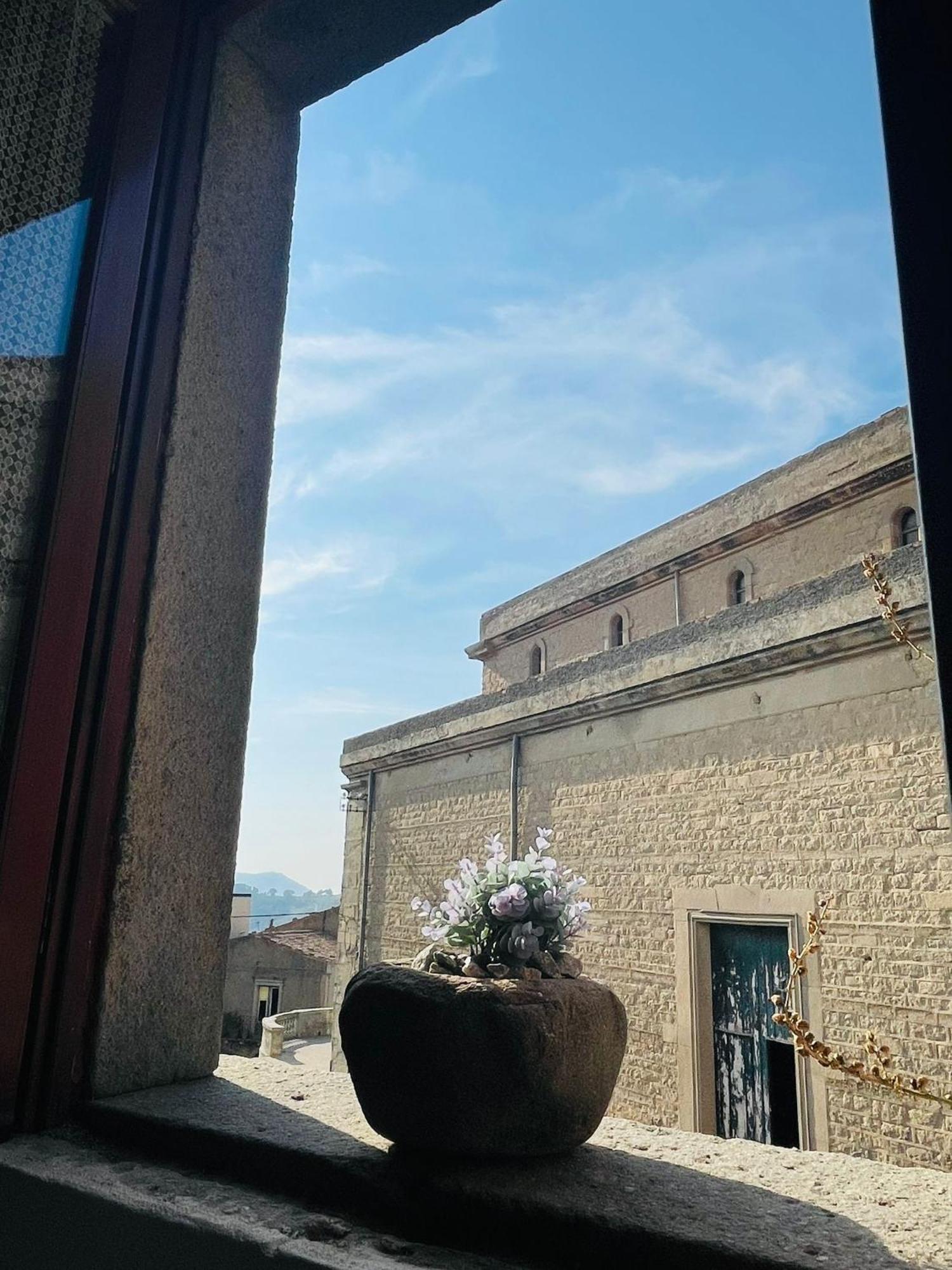 San Nicolò Holiday Home Montalbano Elicona Exterior foto